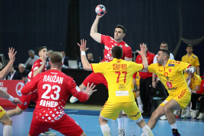 Hrvatska slavila u Žatici: Pomlađena reprezentacija oduševila pred ispunjenom dvoranom