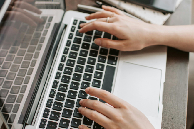 Lažni prodavatelji pasa u akciji: Državljanka Sjeverne Makedonije i Porečan prevareni u istom scenariju!