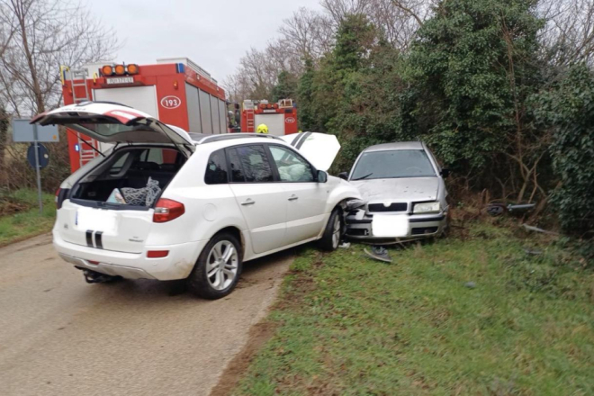 Prometna u Radeki Polju, 6 vatrogasaca na intervenciji!