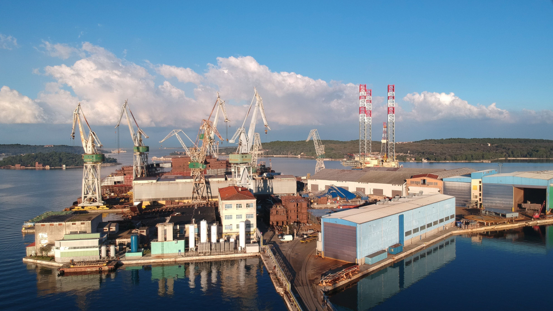 Pula kroz stoljeće: Od brodogradilišta i kraljevske tvornice duhana do modernih korporacija