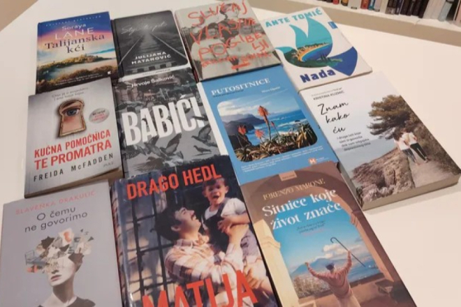 Najčitaniji naslovi u 2025. u Gradskoj knjižnici Labin: Od Elif Shafak do omiljenih dječjih slikovnica