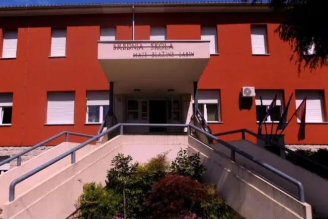 Srednja škola Mate Blažine Labin dobila 4000 eura za projekt „Čuvari mora – ispod površine“