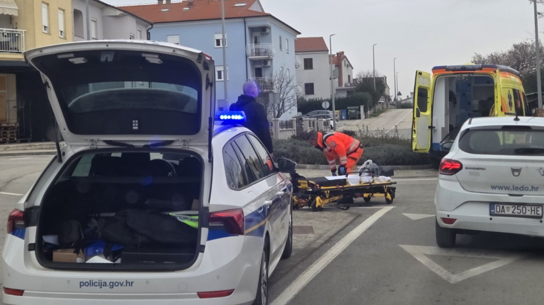 Nalet auta na biciklista u Dubrovačkoj ulici u Rovinju!