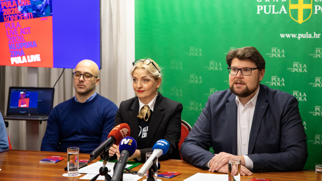 Pula u ritmu glazbe uz program Klupske zime