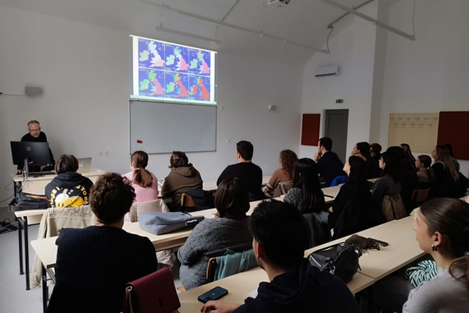 Što se skriva iza engleskog jezika? Britanski teoretičar održao predavanje u Puli