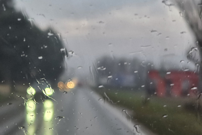 Olujno jugo i magla podigli meteoalarme diljem Hrvatske!