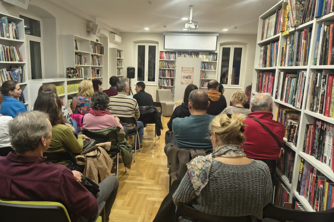 Uz veliki odaziv, u rovinjskoj knjižnici predstavljena povijesno-fantastična trilogija Ane Cerovac “Između orla i lava”