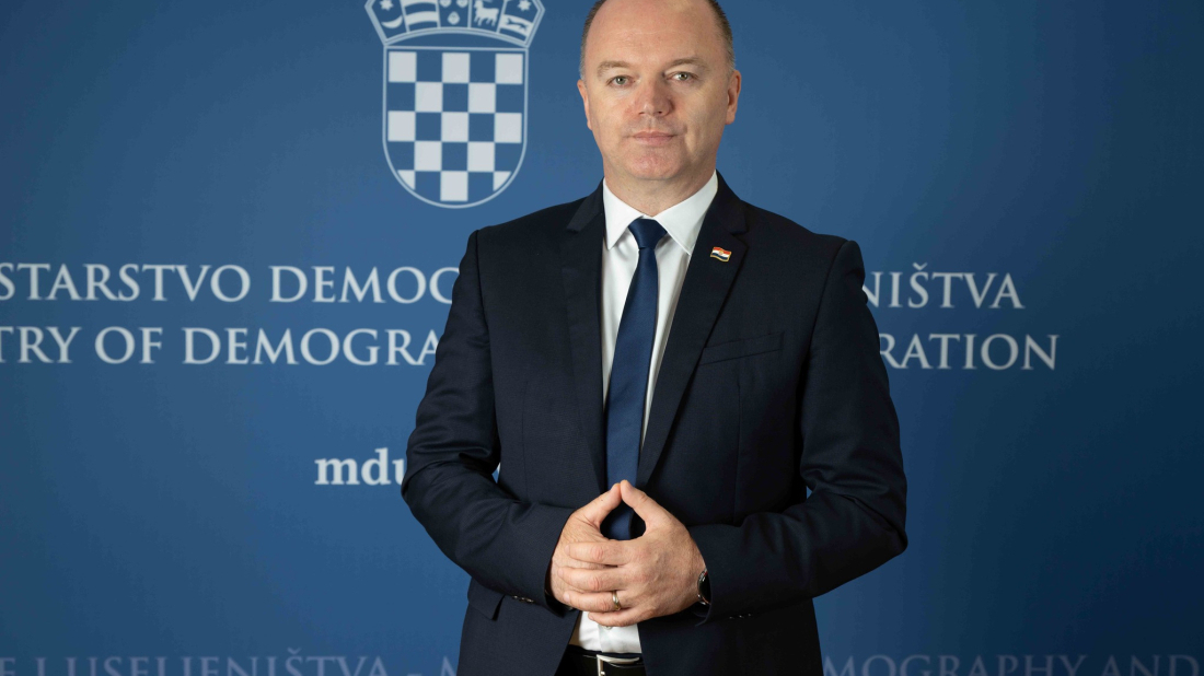 Ministar Šipić iz Pazina poručio: 'Istra pokazuje da se demografski trendovi mogu usporiti!'