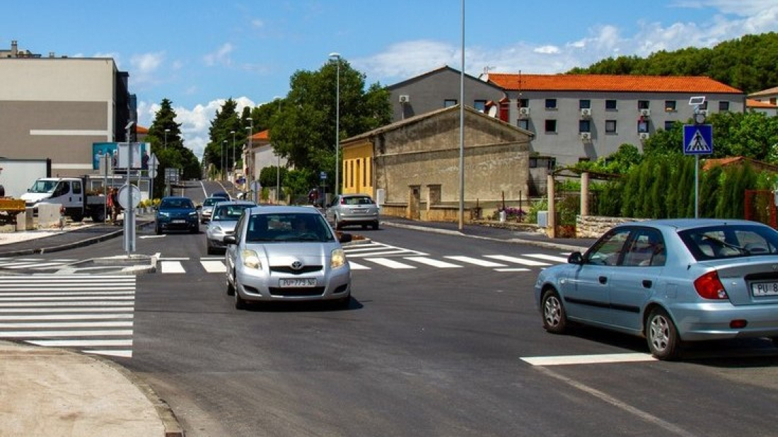 Pula je među prvim hrvatskim gradovima koji pokreću zadružno stanovanje: Prva zgrada u Mutilskoj ulici?