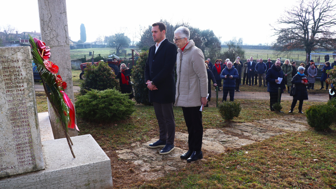 NEKI UBIJENI, A NEKI ODVEDENI U LOGORE SMRTI Obilježena 82. godišnjica nacifašističkog pokolja u Maloj Gajani