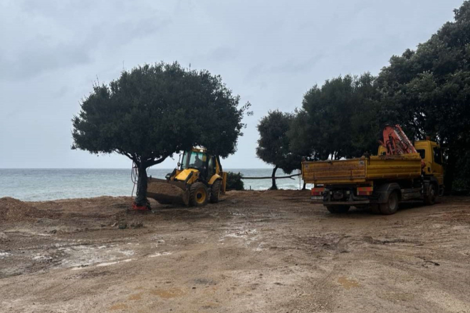 Uklanjanje nasipanog materijala započelo već jutro nakon izlaska redarstva