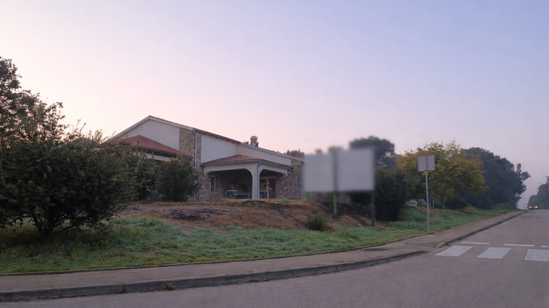 Građani zgroženi: "Nesnosan smrad" na Partizanskom putu u Puli!