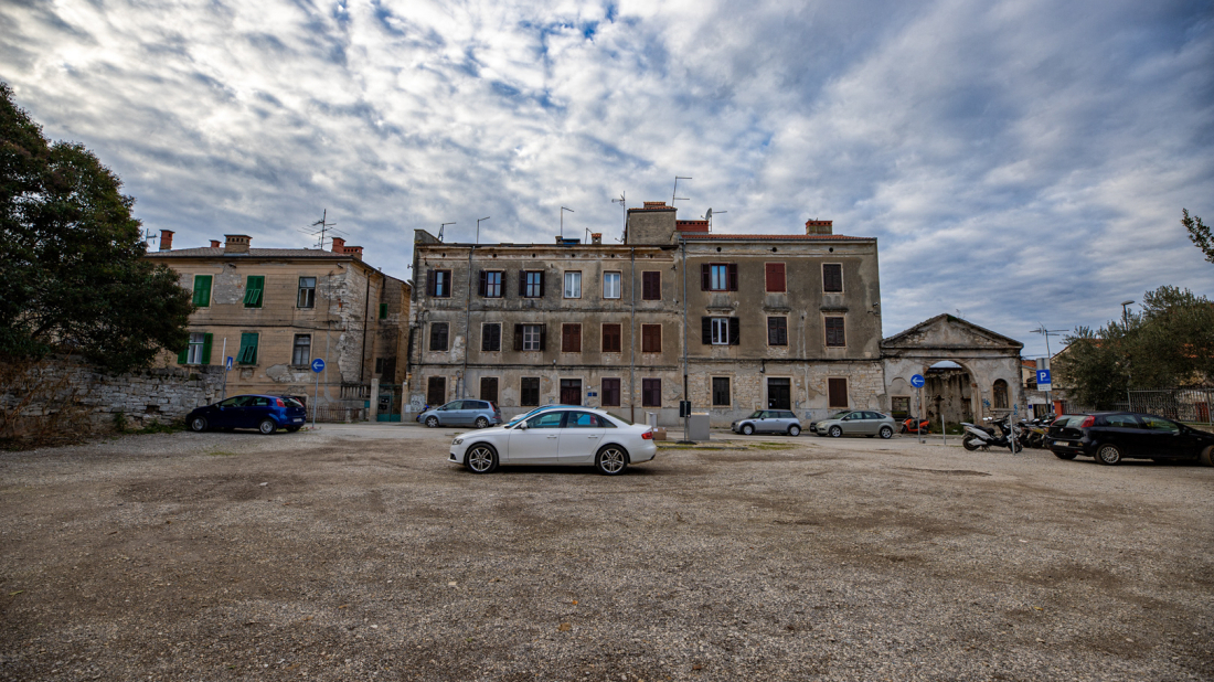 Sutra počinju radovi uz Arenu: uređuje se parkiralište u Gladijatorskoj ulici