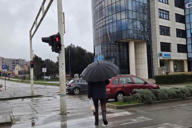 Kiša ne popušta nad Istrom: Stiže tek kratki predah, a vikend donosi novo pogoršanje vremena