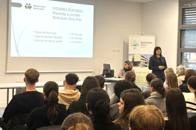 Istarska županija udvostručila sredstva za stipendije — 59 učenika i studenata u zdravstvenom sustavu dobiva potporu