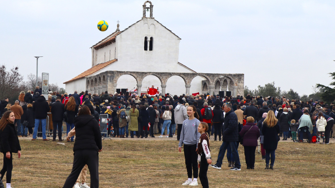 Sveta Foška okuplja Istru: Hodočašće, misa i velika marenda ove nedjelje kod sela Batvači