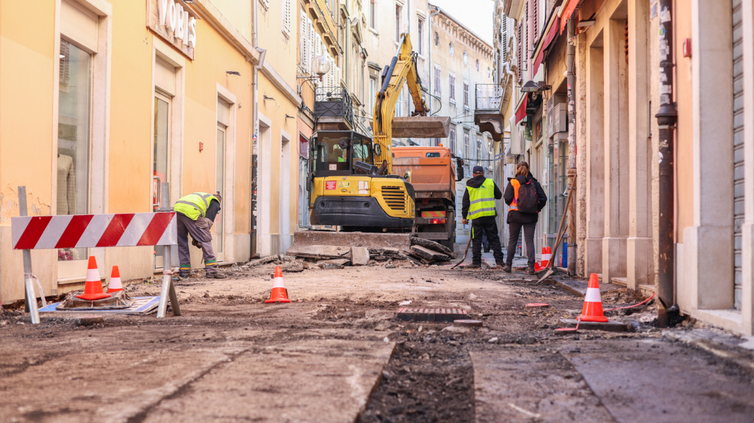 Krenuli radovi u Ulici Sergijevaca! Grbin: 'Fotogrametrijsko snimanje ključ je buduće obnove'