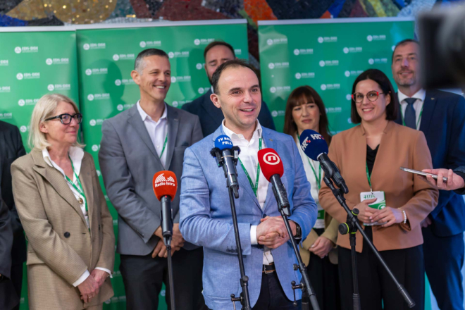 ODRŽAN SABOR IDS-a: Peršurić najavio jačanje organizacije, Flego dobio povjerenje za zamjenika predsjednika