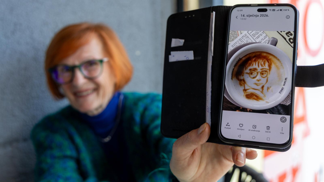 Kava kao platno: Umirovljena primalja iz Labina oduševljava crtežima na pjeni