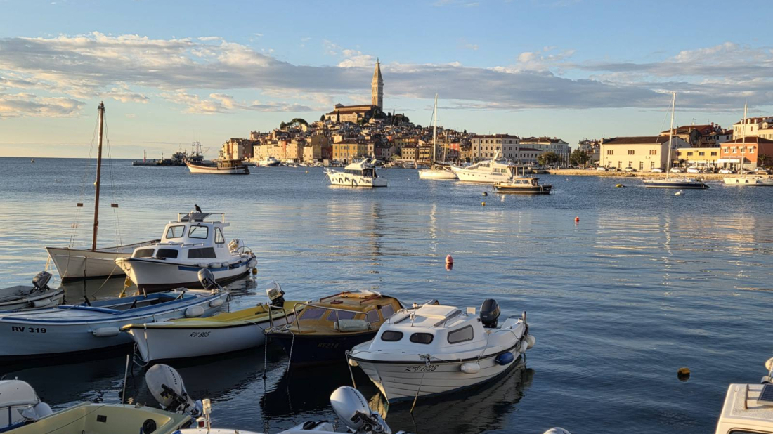 Rovinj danas u znaku hrvanja: Mladi iz cijele Europe na turniru u Valbruni