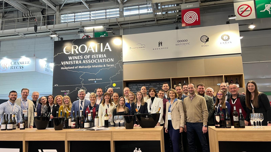 Vinistra prvi put na Wine Parisu! Istrijani branili boje Hrvatske