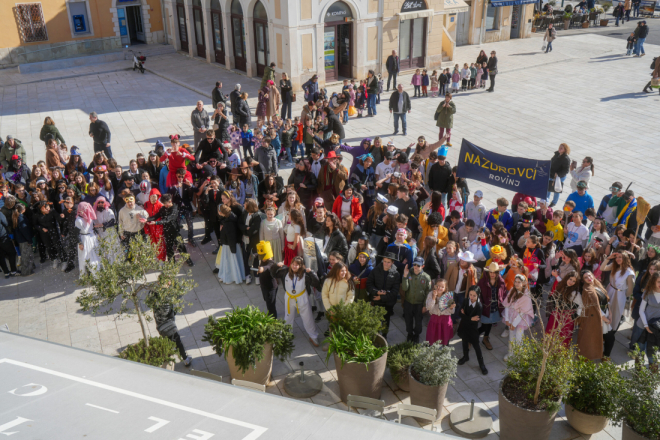 FOTO: Vraćeni ključevi i spuštena zastava - Rovinj se oprostio od Karnevala