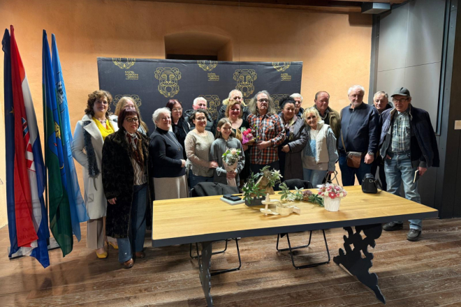 Poetsko-književna večer ispunila Kaštel Morosini Grimani stihovima i glazbom