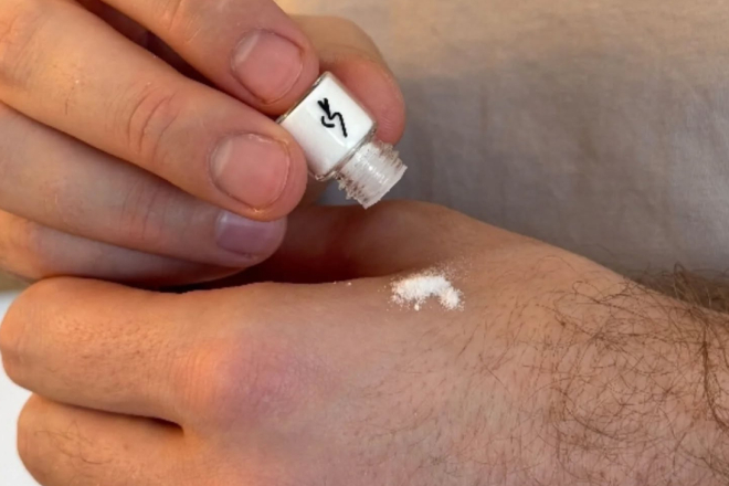 Državni inspektorat pokrenuo izvide o Sniffitu, Ministarstvo zdravstva predlaže zabranu spornog „energetskog praha“