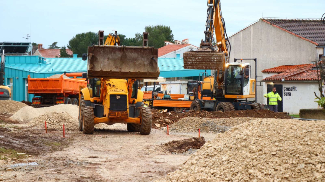 U Peroju započela izgradnja novog parkirališta vrijednog više od 600 tisuća eura!