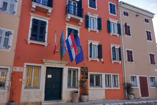 Vrsar daje 50 eura umirovljenicima, evo gdje i kada po njih