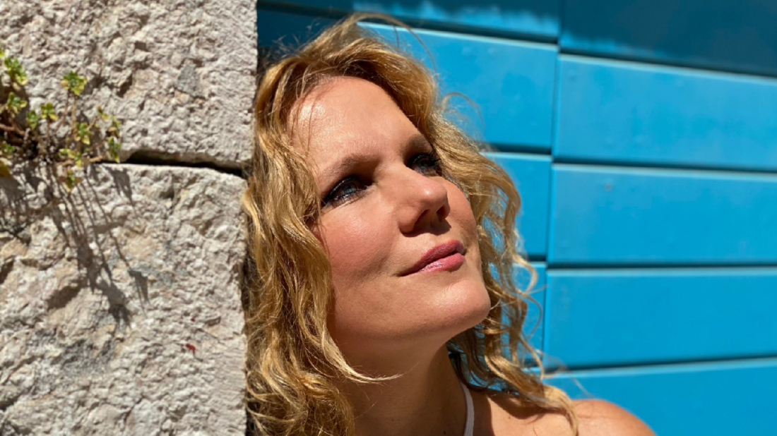 Elis Lovrić objavila prepjeve pjesme „Kanat od mora“ na tri europska jezika