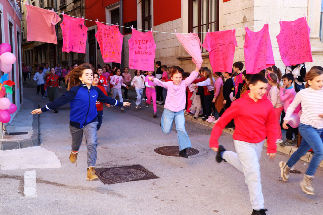 Orlić: Ružičasta majica podsjeća nas da svaki dan gradimo mostove prijateljstva