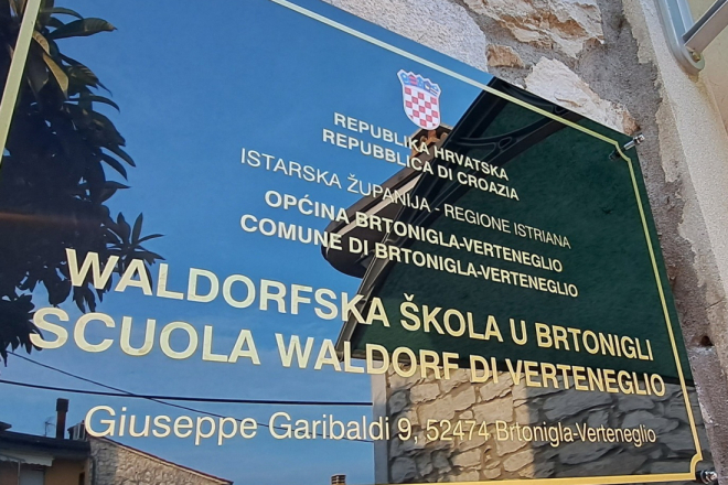 Od školskih klupa do adolescencije: Predavanje o waldorfskoj pedagogiji u Brtonigli