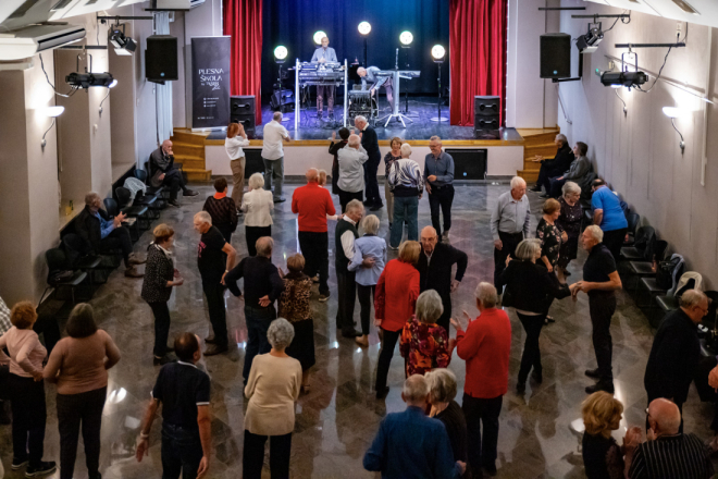Dobra atmosfera, druženje i glazba: Pulski umirovljenici ove nedjelje ponovno na plesnoj večeri u Circolu