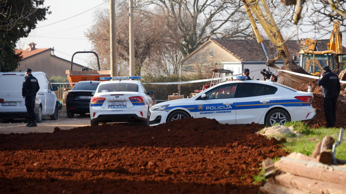 Šok u naselju Filipini: Susjed posumnjao da nešto nije u redu – policija u kući pronašla tri poluraspadnuta tijela