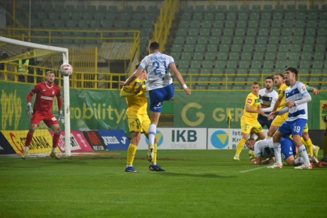 PETI PORAZ U NIZU: Istra dominirala, ali Osijek odnio sva tri boda s Drosine