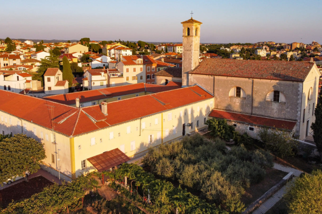 Franjevci prije 260 godina dobili odobrenje da hospicij u Rovinju pretvore u samostan