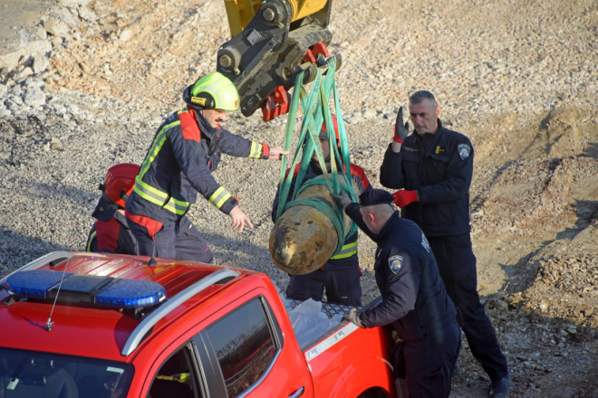 Uspješno uklonjena zrakoplovna bomba iz centra Pazina