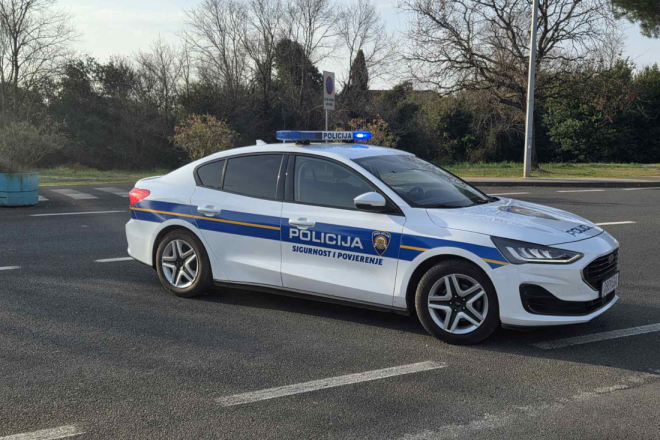 Rovinj: Policija zaustavila vozača s 2,3 promila alkohola i bez vozačke