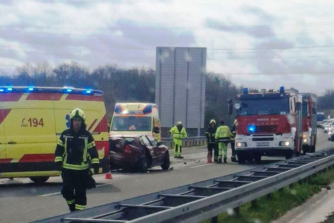 Teška prometna nesreća kod Kanfanara, jedna osoba hitno je prevezena u pulsku bolnicu