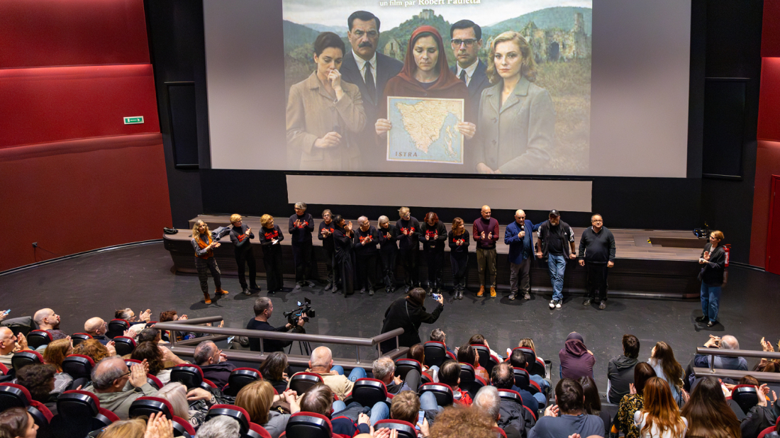 Premijera u prepunom Kinu Valli: Paulettin film oštro progovara o turizmu, betonizaciji i sudbini Istre