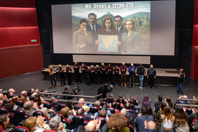 Premijera u prepunom Kinu Valli: Paulettin film oštro progovara o turizmu, betonizaciji i sudbini Istre