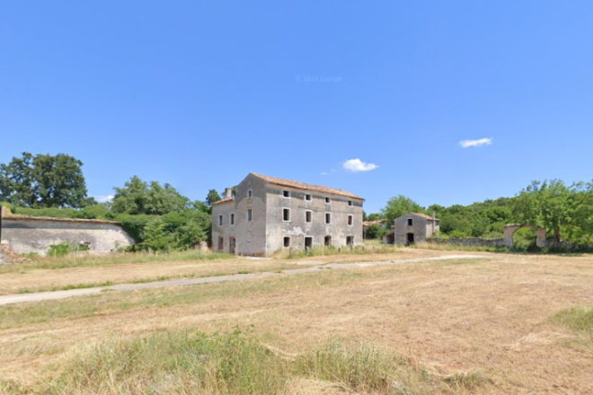 Stancija Bembo kod Bala propada: Monumentalno istarsko imanje zarobljeno u neriješenim vlasničkim odnosima