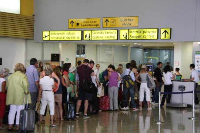 Zračna luka Pula bilježi pad prometa: U prvih pet mjeseci kroz terminal prošlo 53 tisuće putnika