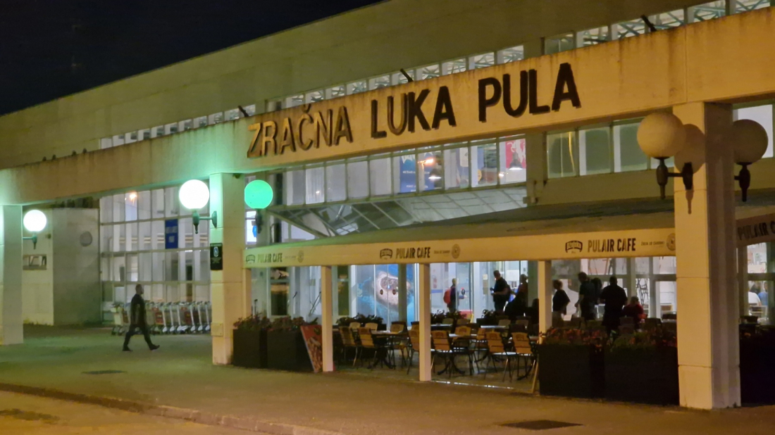 Zračna luka Pula u lipnju prevezla gotovo 97 tisuća putnika, ali od početka godine još je u minusu