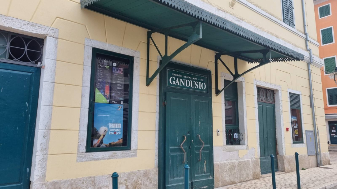 Ljetno kino vraća se u Rovinj: Filmovi pod zvijezdama na novoj lokaciji i bogat program u Kinu Gandusio