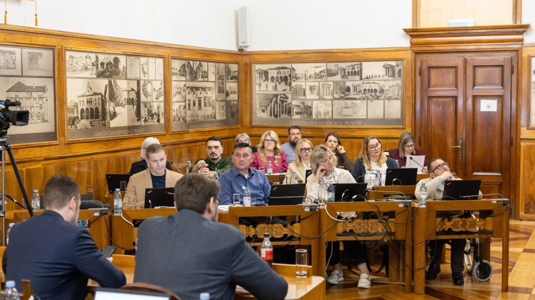 Parkiranje, stanovi i priznanja: Pula usvojila sve točke dnevnog reda