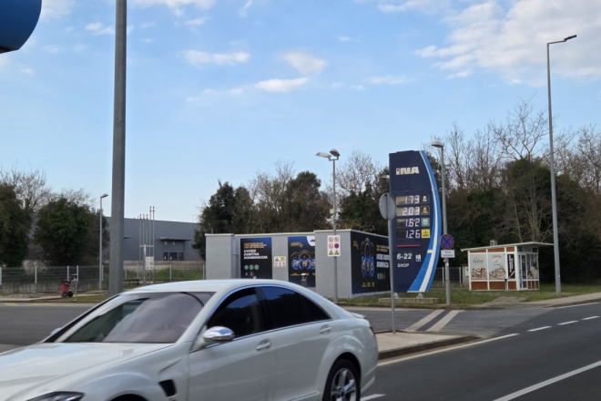 Cijene goriva skočile, sinoć gužve na pumpama diljem Istre