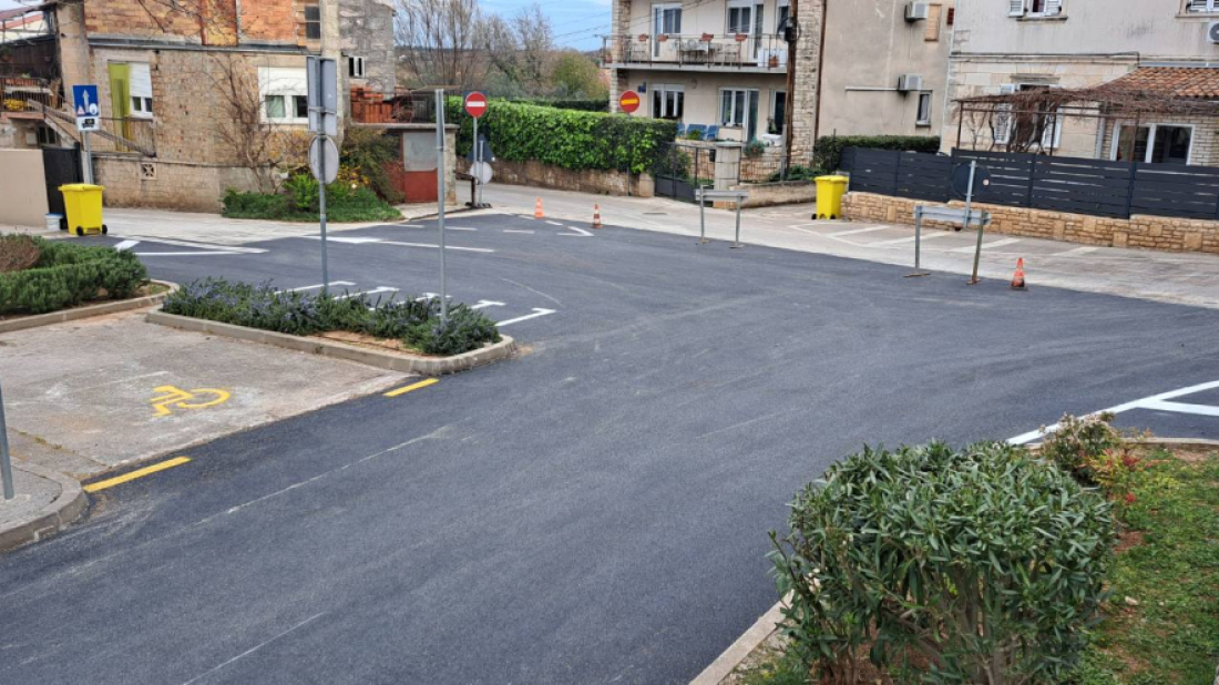 Obnovljen asfalt kod crkve sv. Agneze u Medulinu: Ulaganje od 77.500 eura