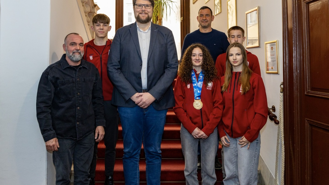 Mladi pulski borci briljirali u Europi: Leana Žunić europska prvakinja!